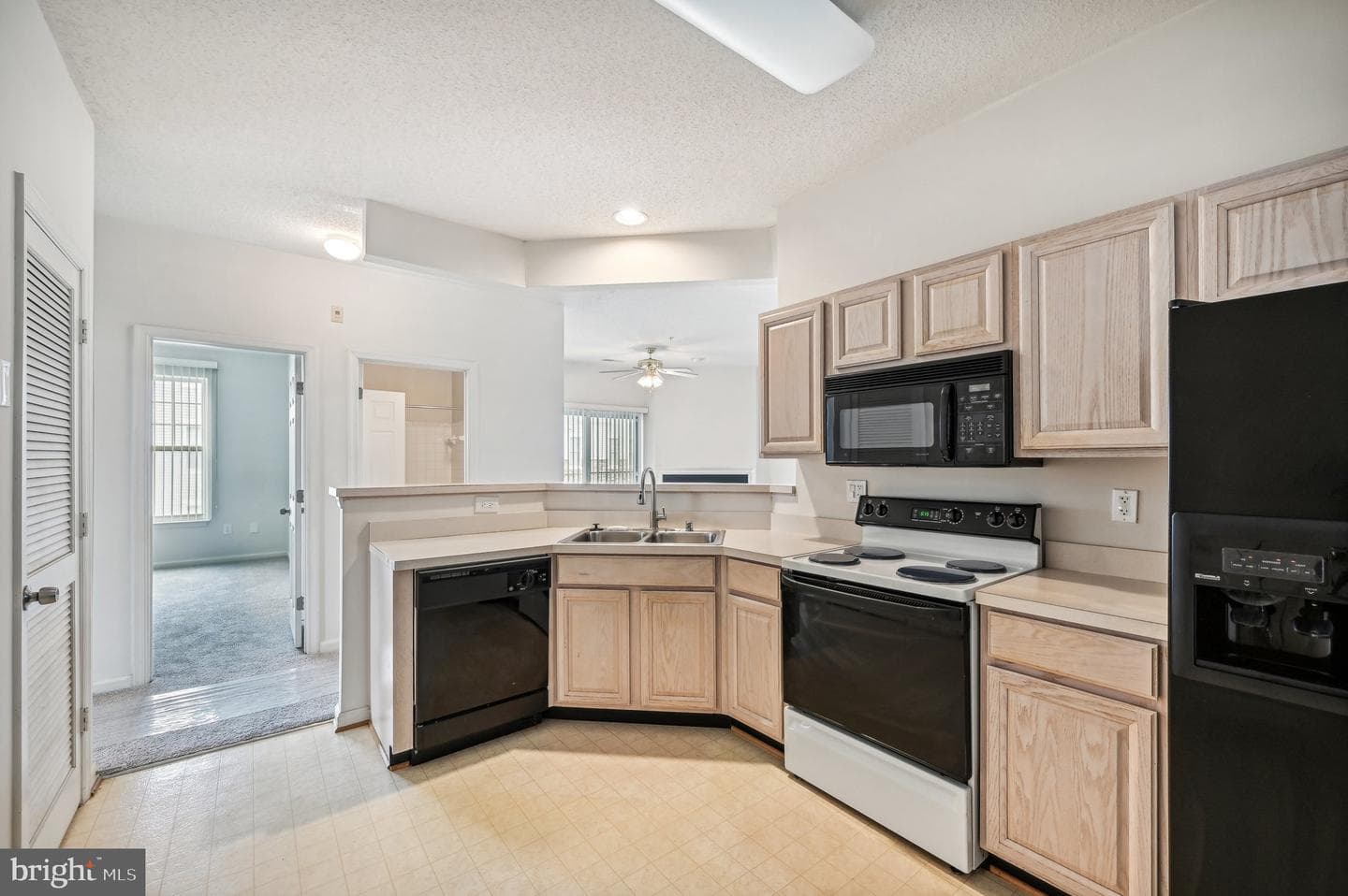 7410 Hindon Circle #b2-201 photo 8
