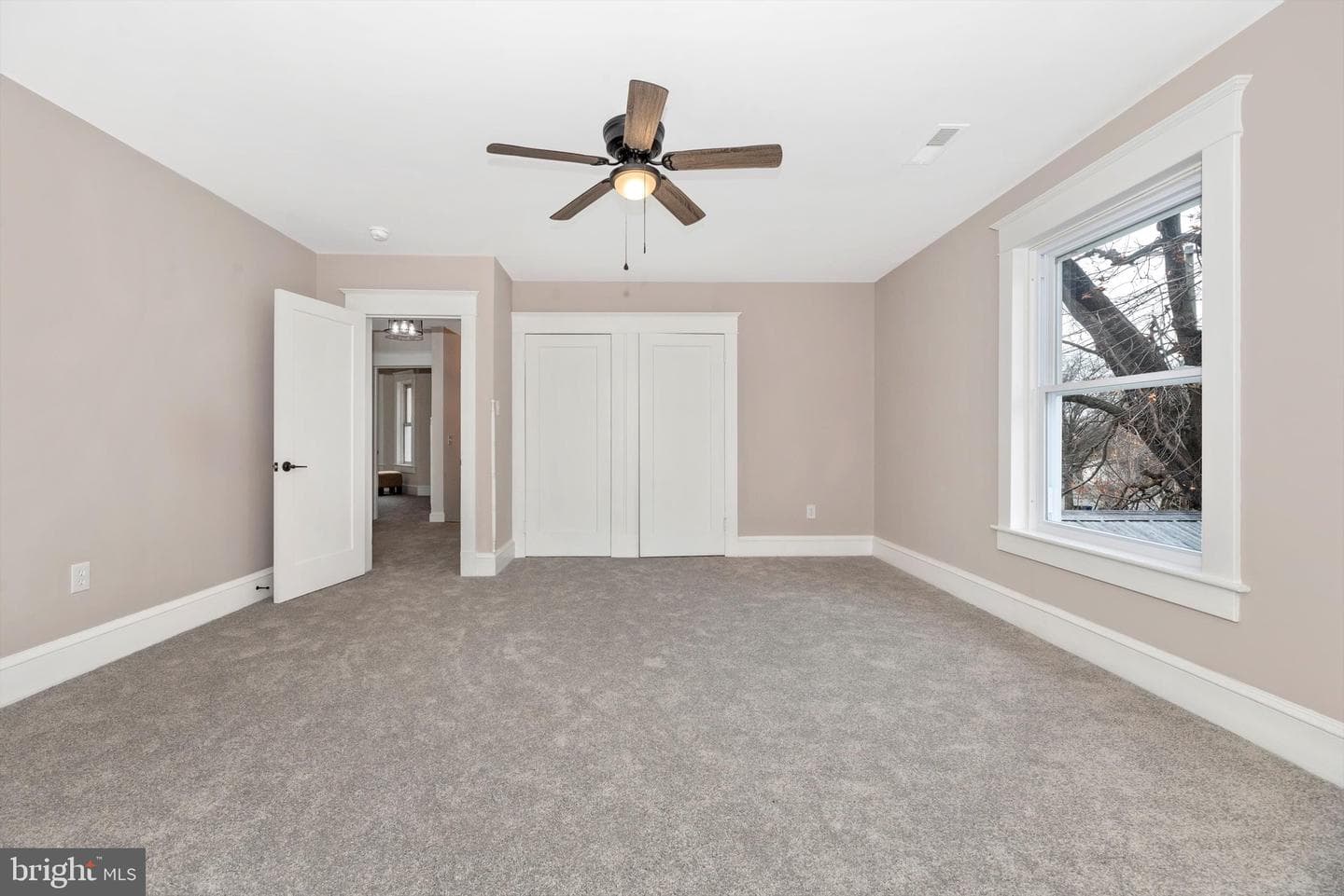 5427 Arcadia Avenue photo 28