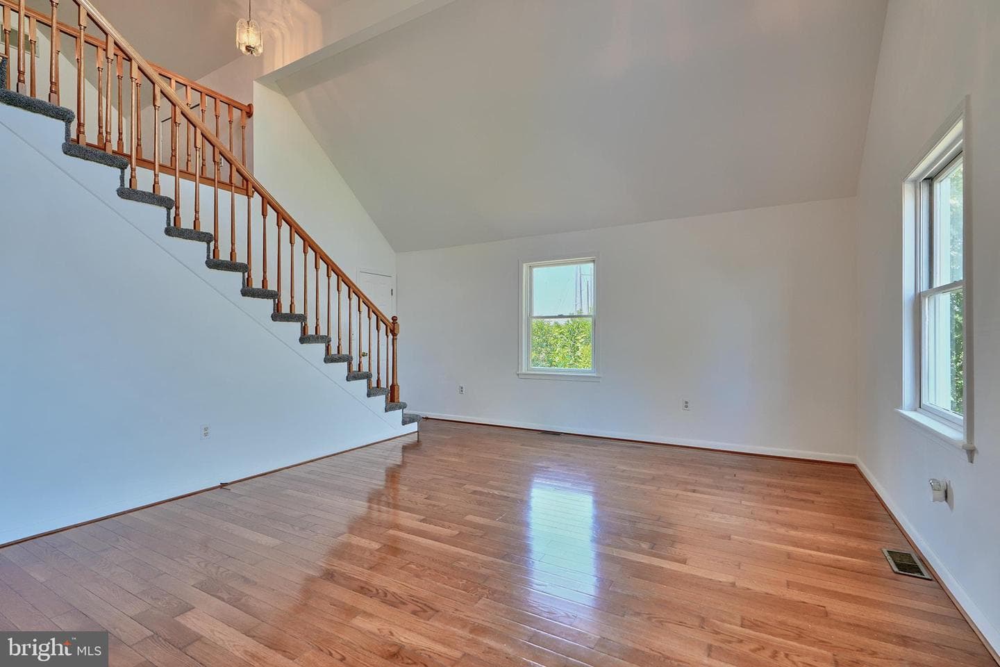 7202 Waldman Avenue photo 21