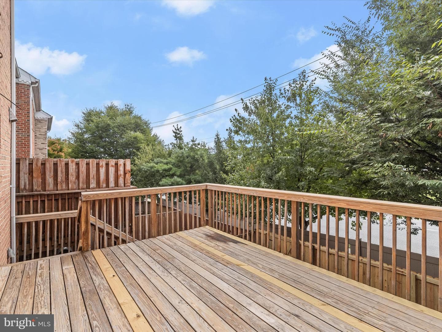 9409 Georgian Way photo 43