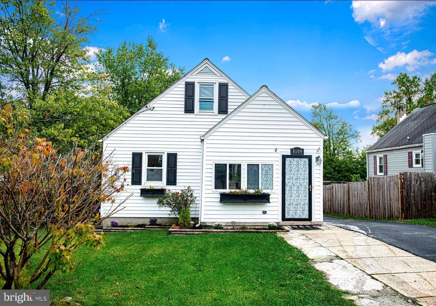 8109 Bon Air Rd photo 3