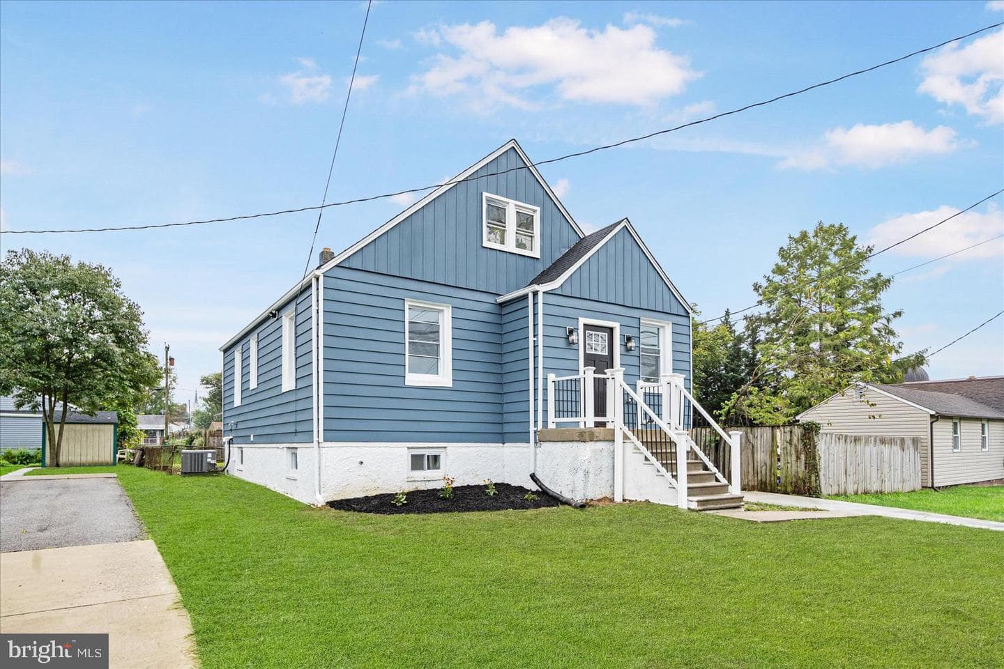1123 Ingleside Avenue photo 5