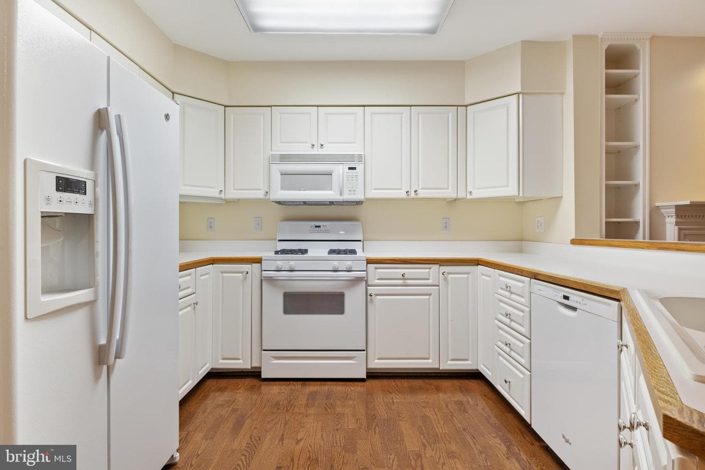 12105 Tullamore Court #103 photo 9