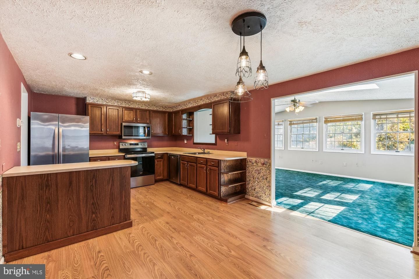 25 Woodmans Court photo 16