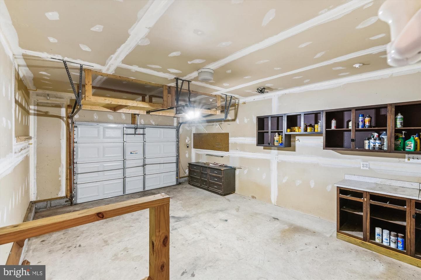 25 Woodmans Court photo 17