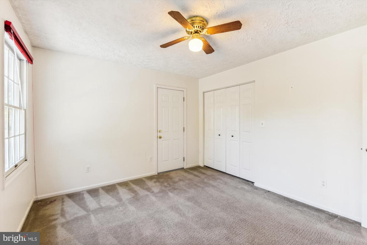 25 Woodmans Court photo 45