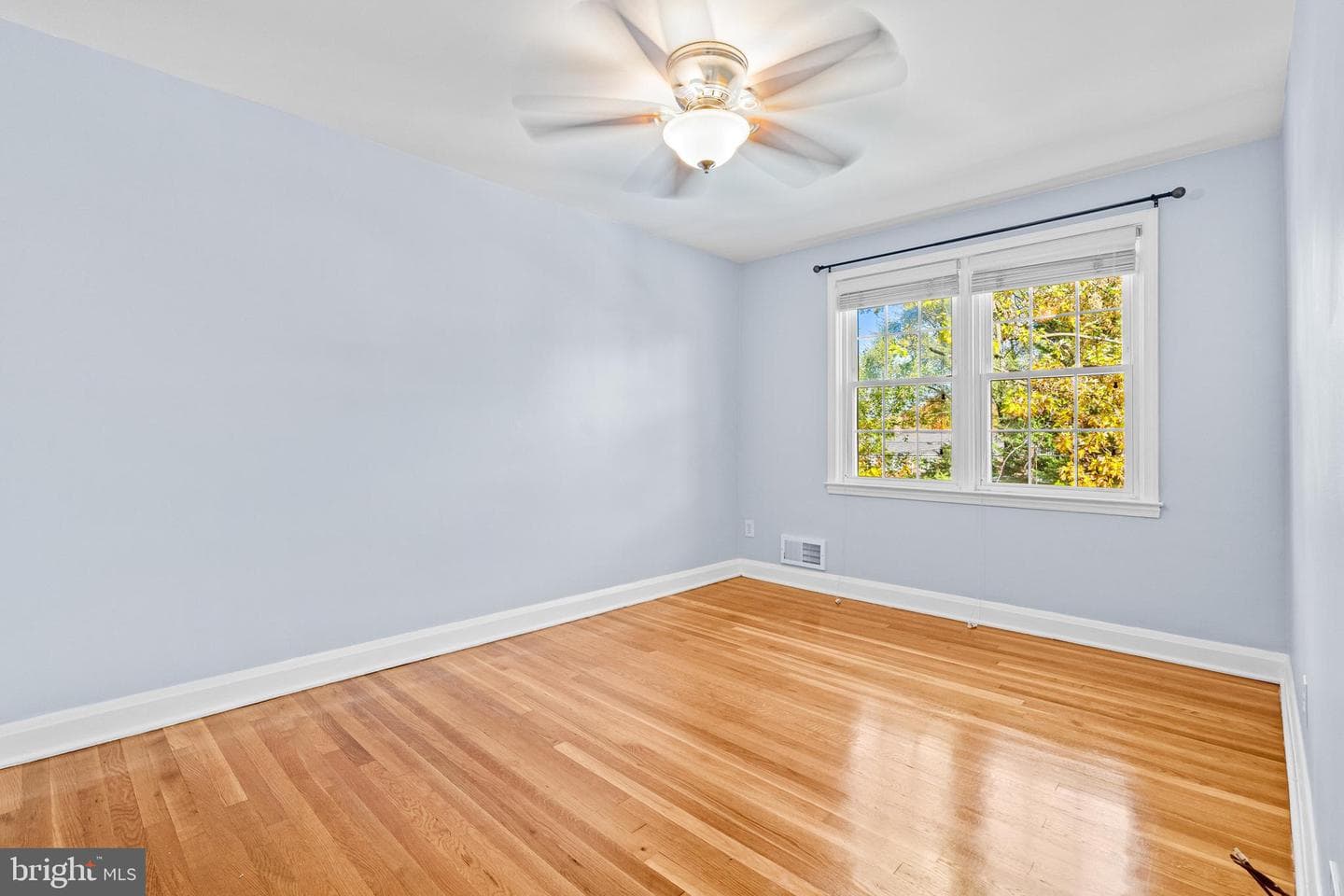959 Radcliffe Road photo 23