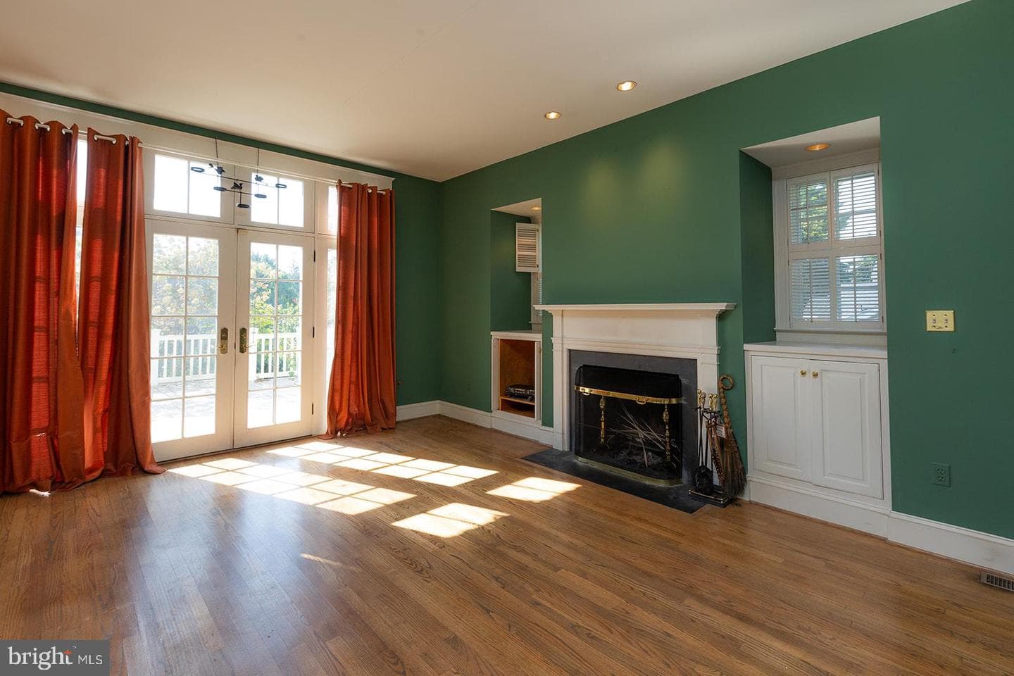 1505 Maywood Avenue photo 8
