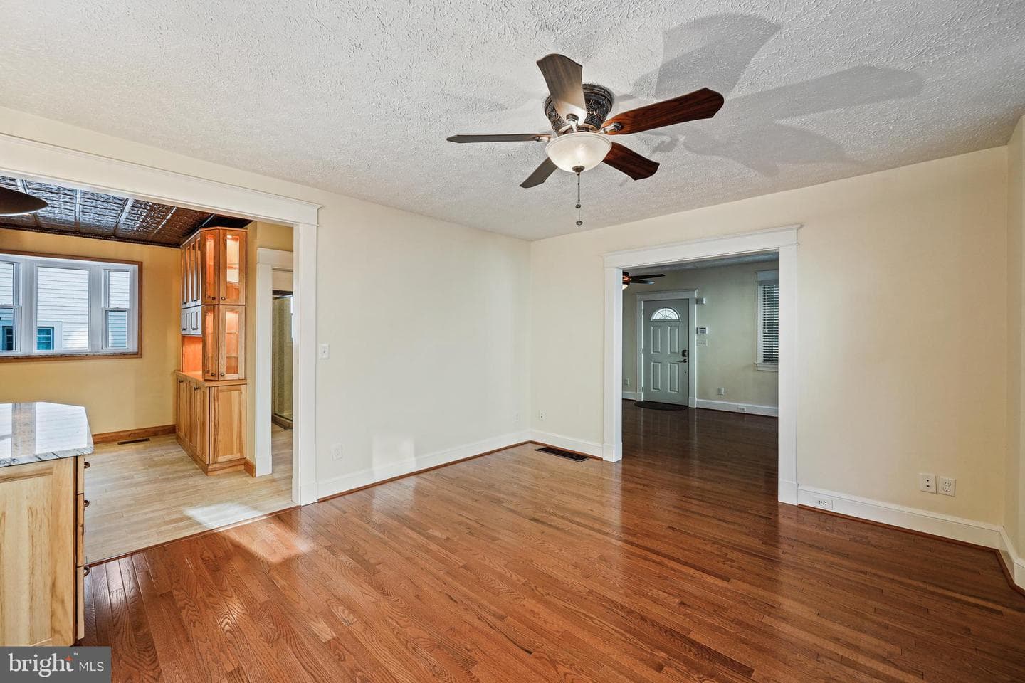 2408 Poplar Drive photo 5
