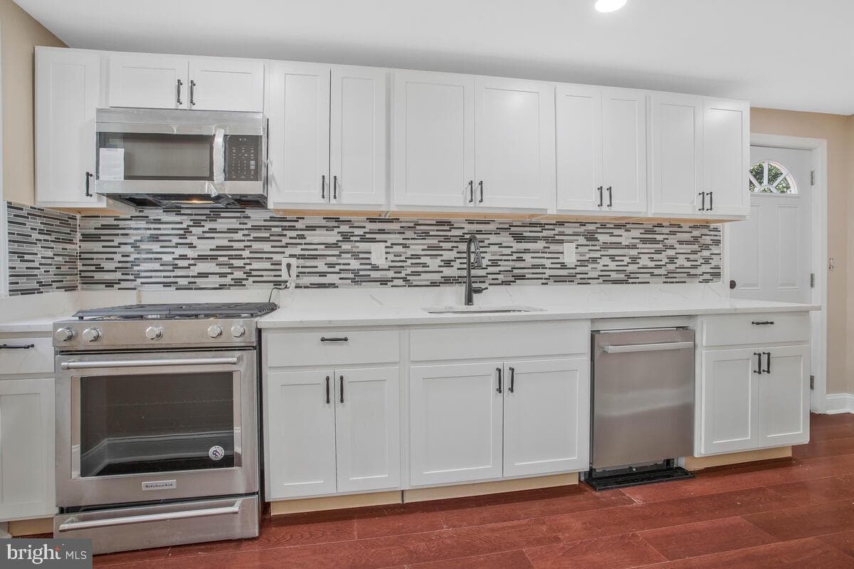 2802 Hillcrest Avenue photo 9