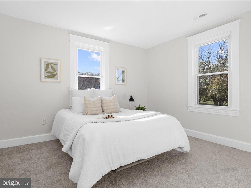 3116 N Rolling Road photo 27