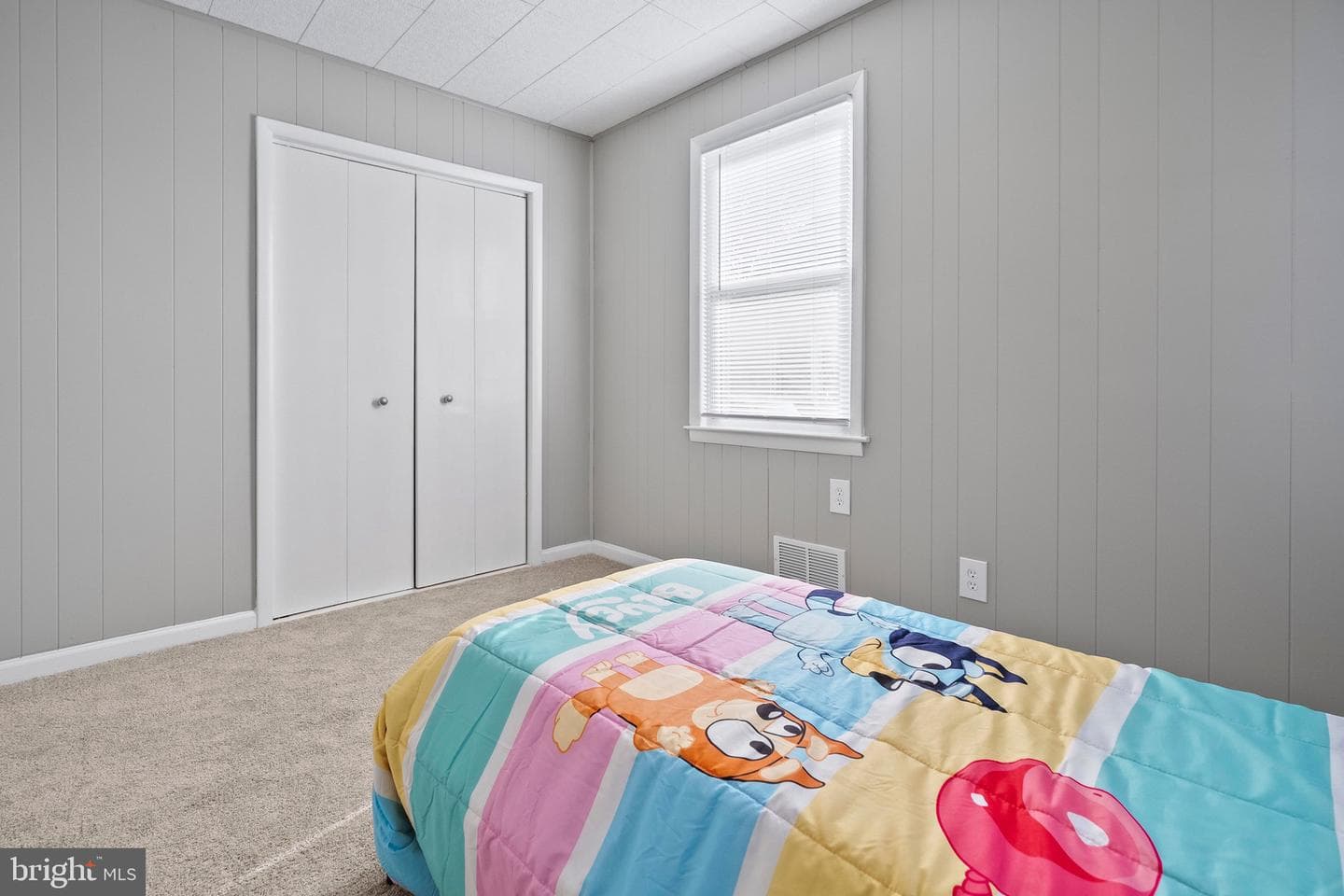 2518 Plainfield Road photo 11