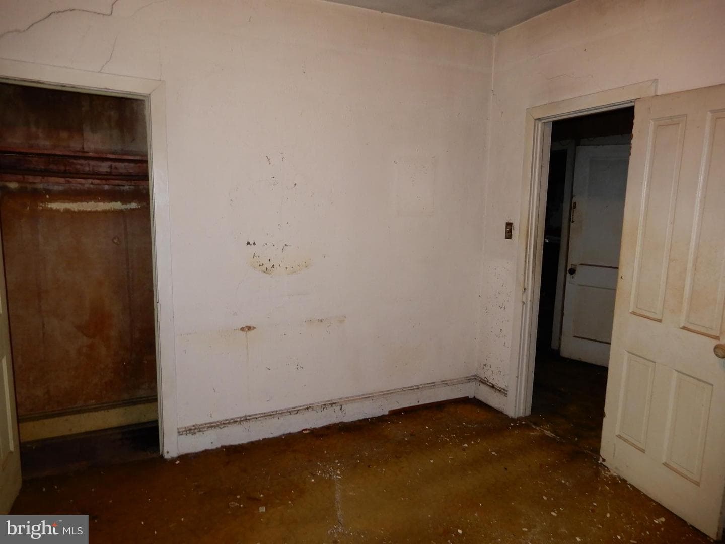 12009 Somerset Avenue photo 23