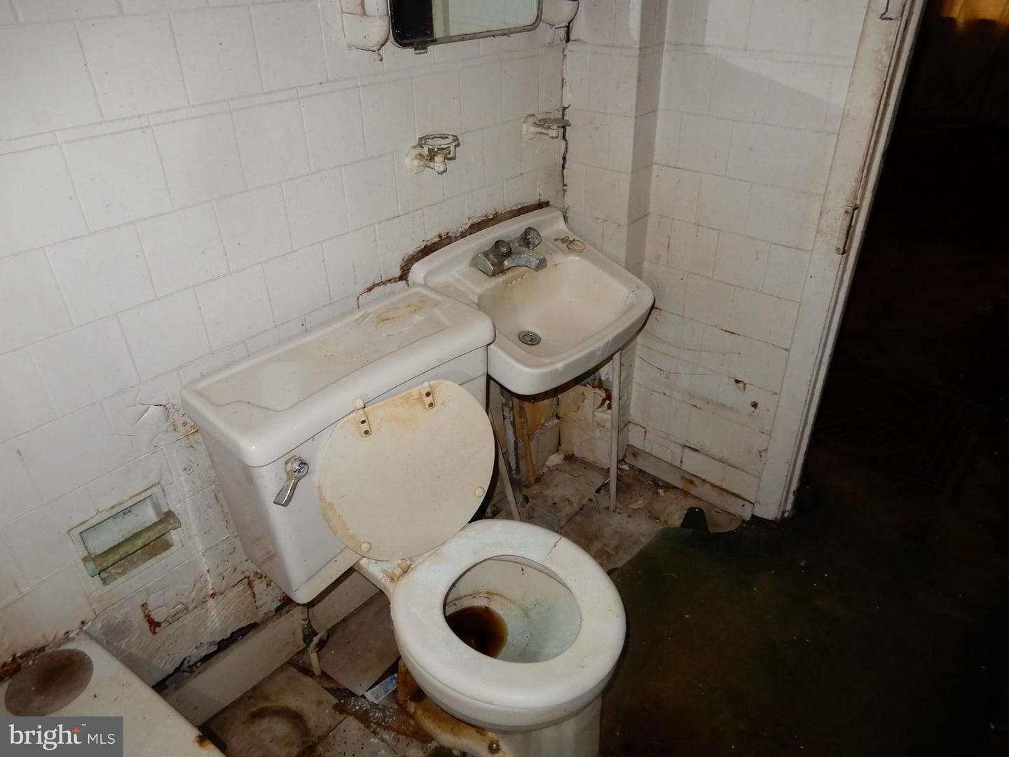 12009 Somerset Avenue photo 30