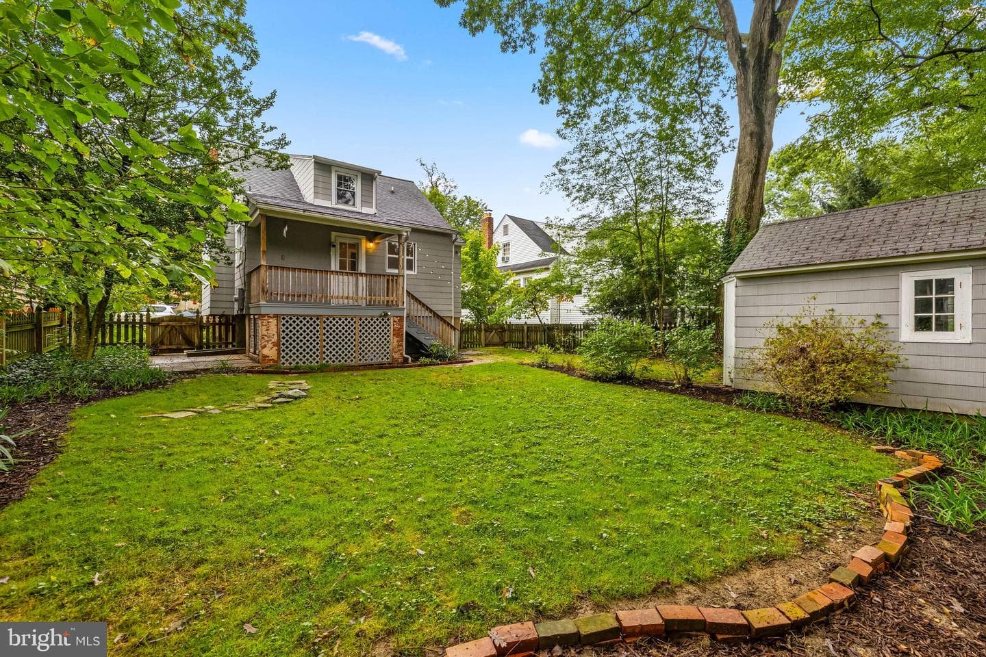 727 Dunkirk Road photo 44