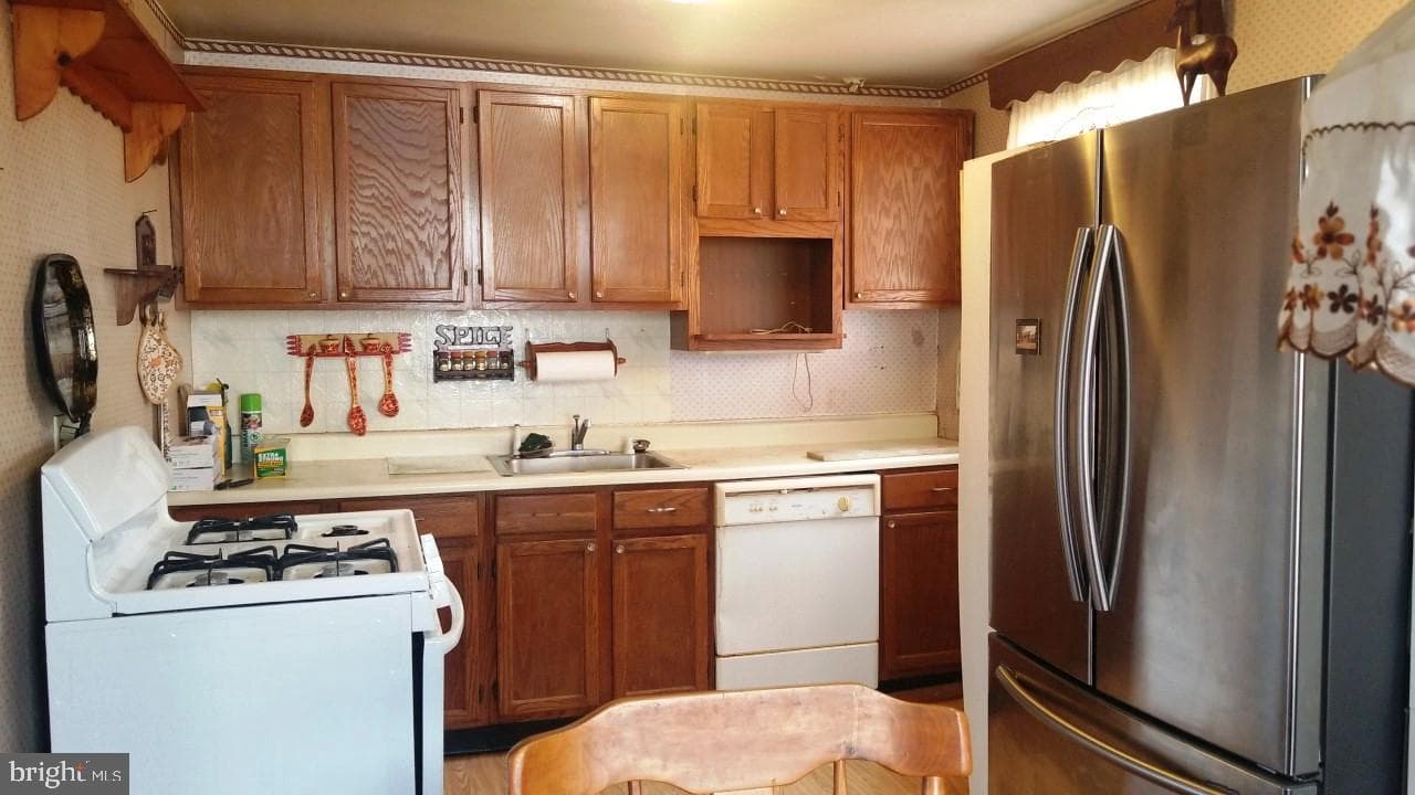 443 Maryland Avenue photo 29