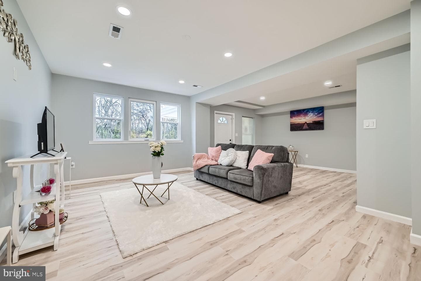 8820 Fearne Avenue photo 3