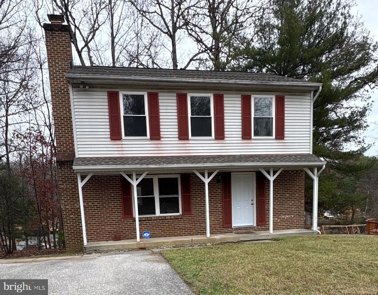 7004 Upper Mills Circle photo 1