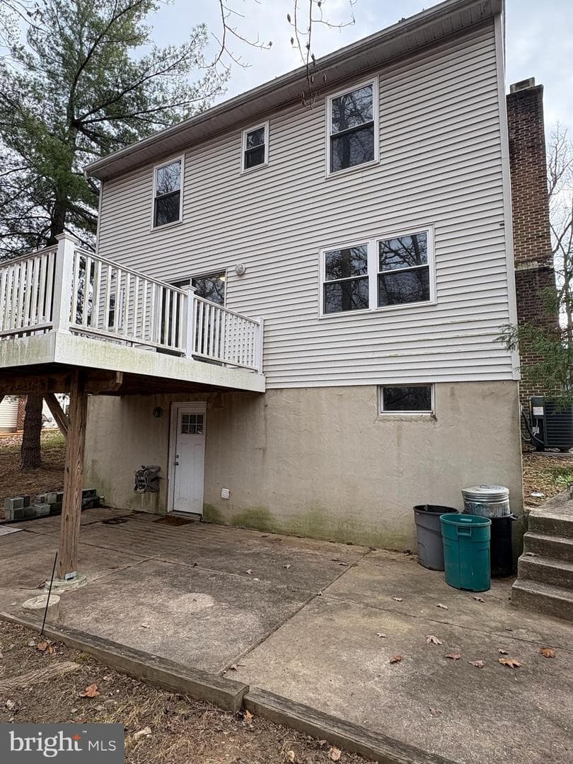 7004 Upper Mills Circle photo 30