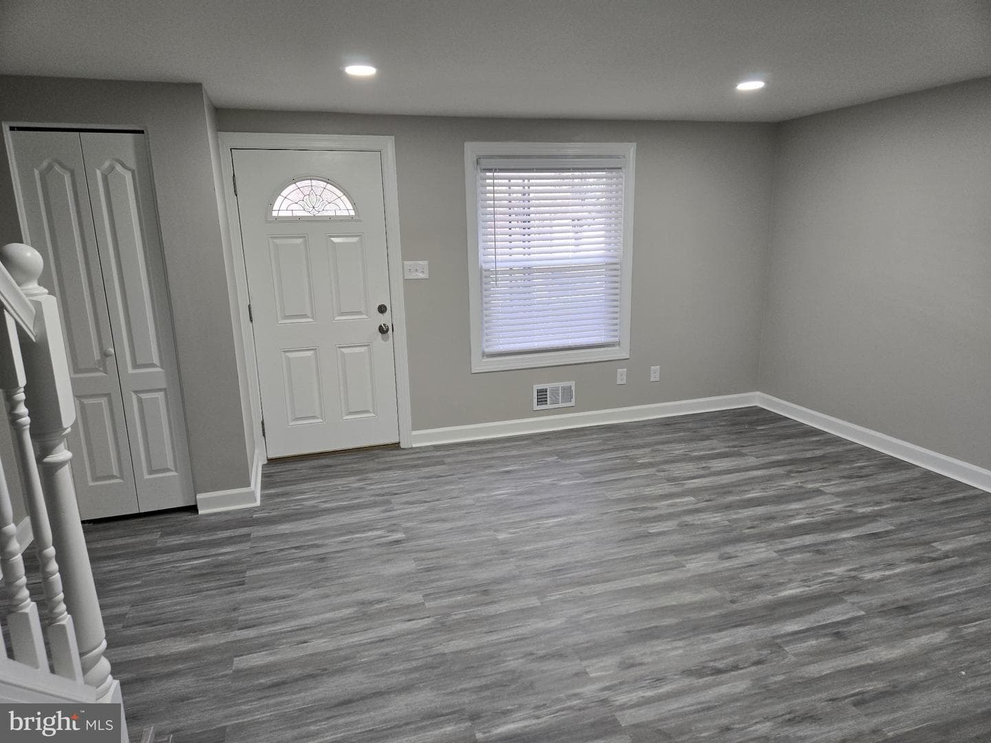 1016 Middleborough Road photo 2