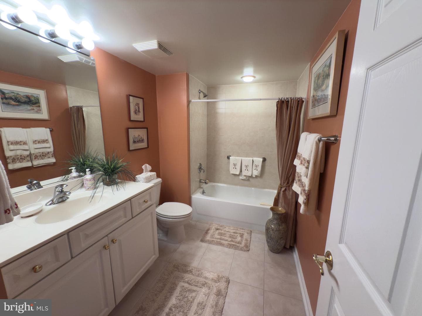 12251 Roundwood Road #601 photo 35