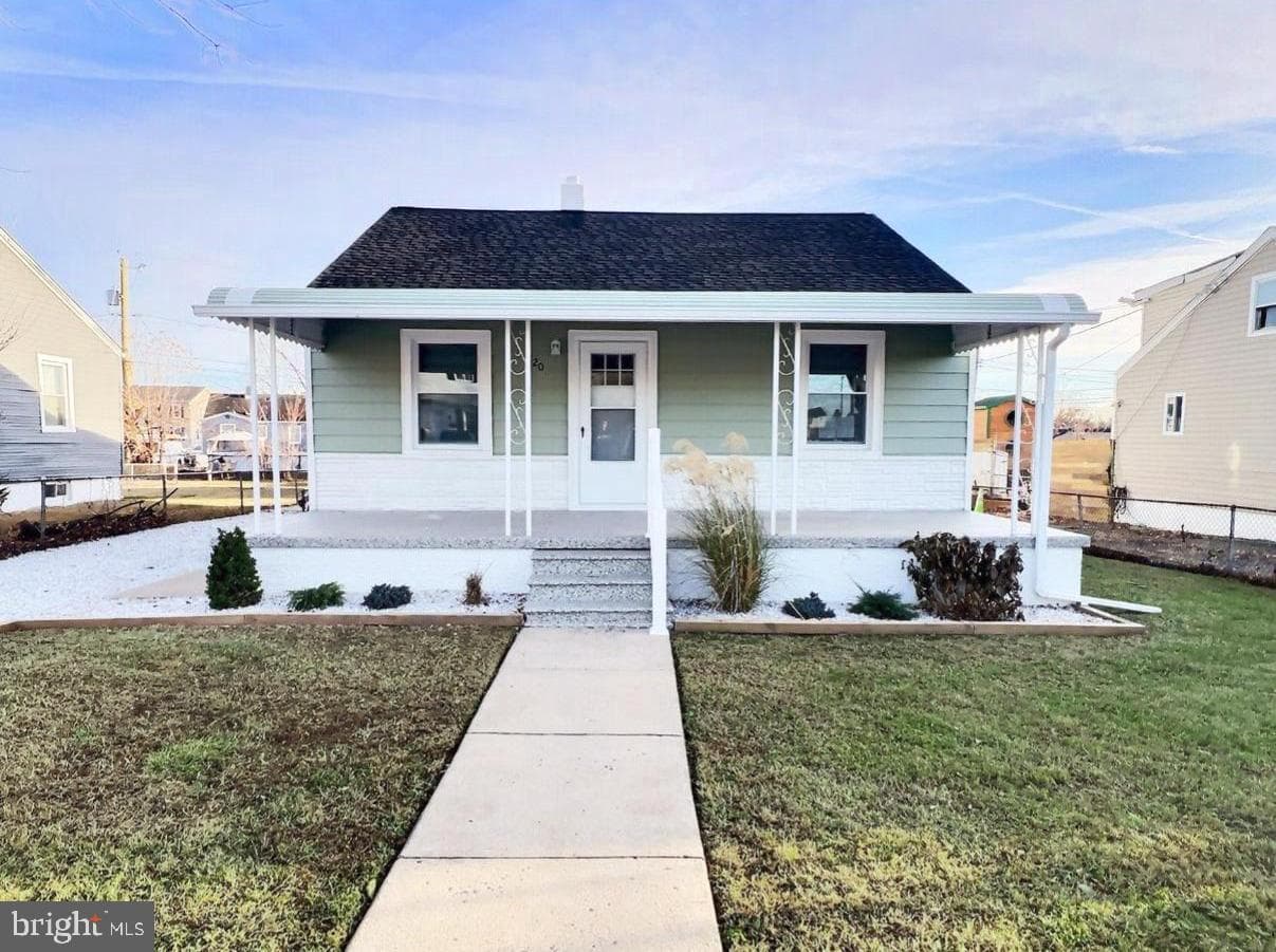 220 Parkwood Road photo 1