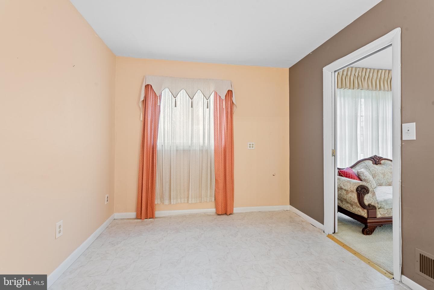 7410 Shirley Road photo 31