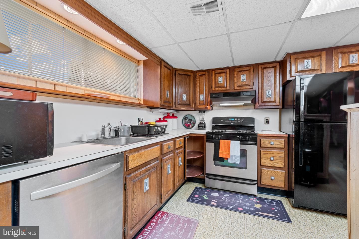7410 Shirley Road photo 9