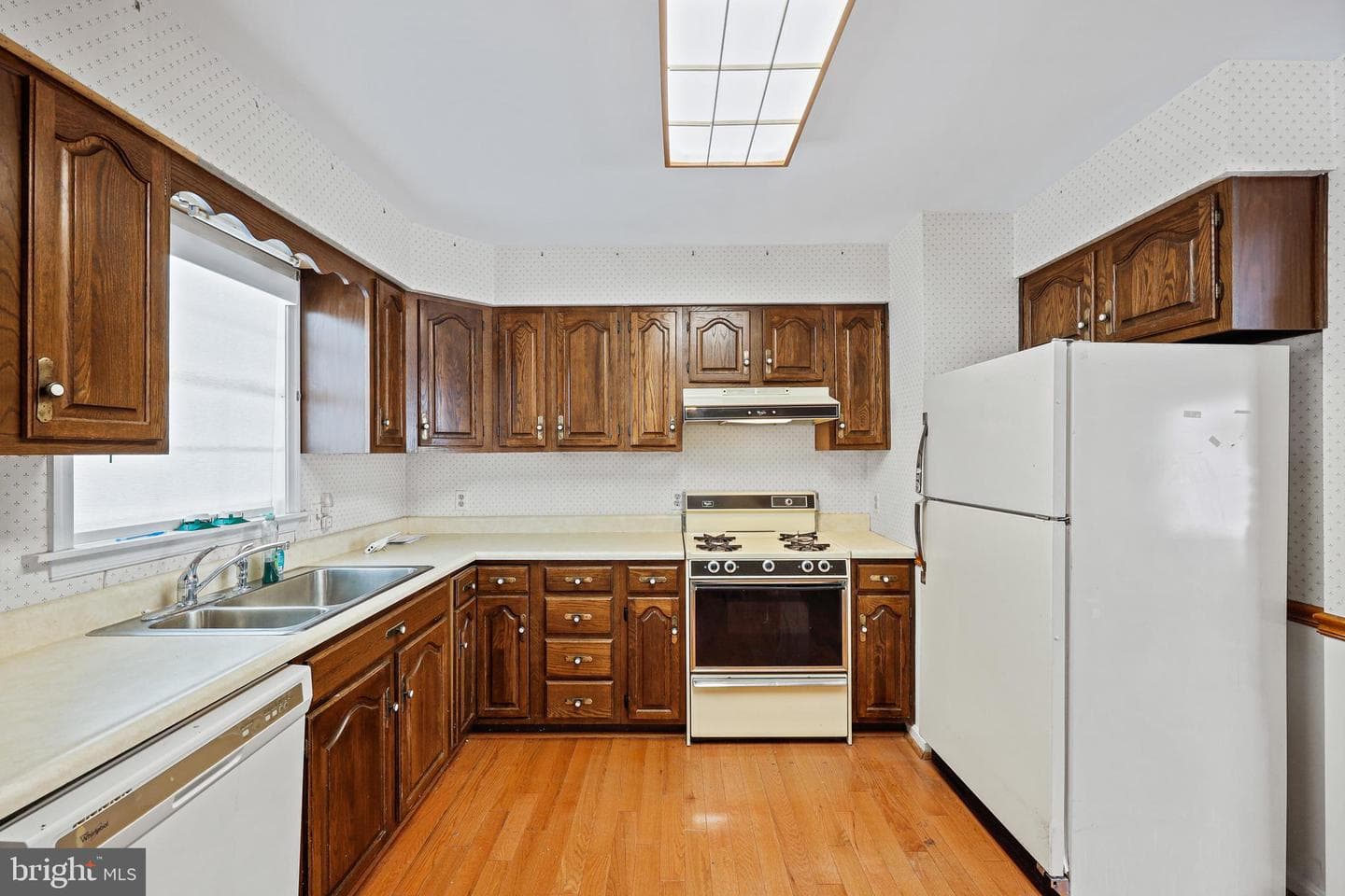 4434 Silver Spring Road photo 3