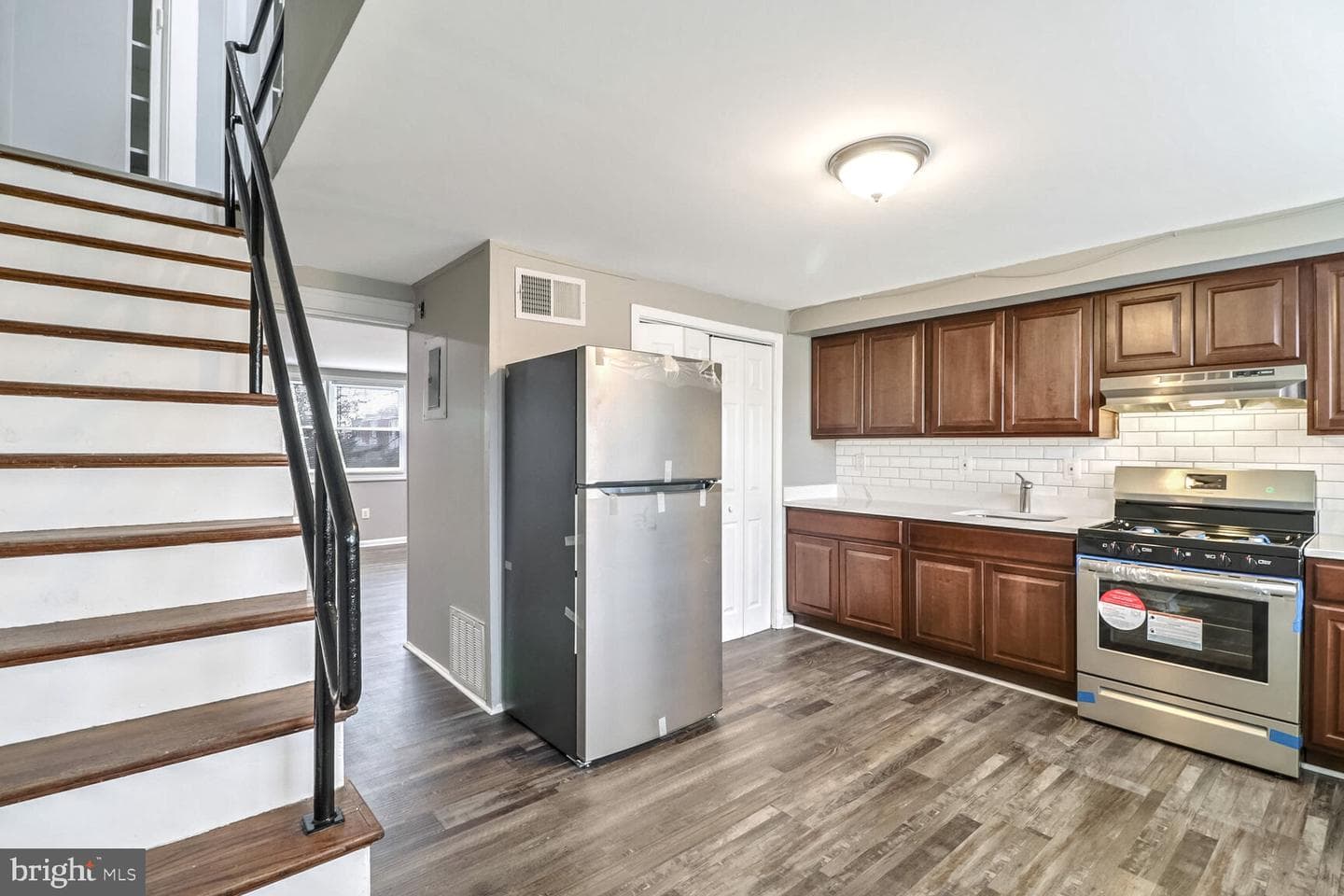 3176 Shiloh Court photo 3