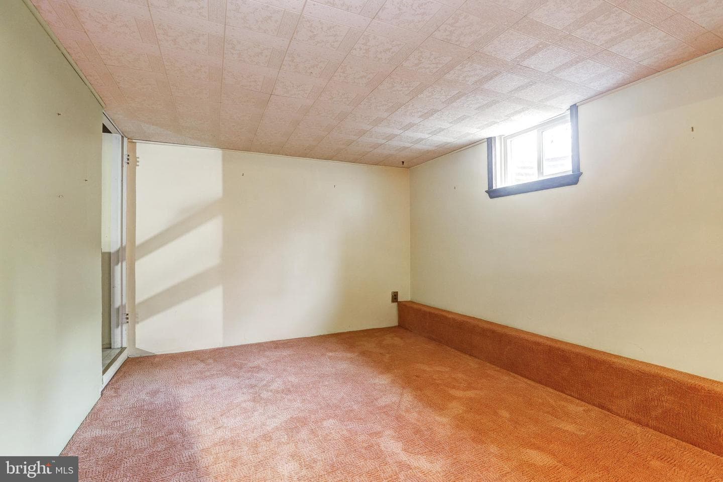 105 Washington Street photo 32