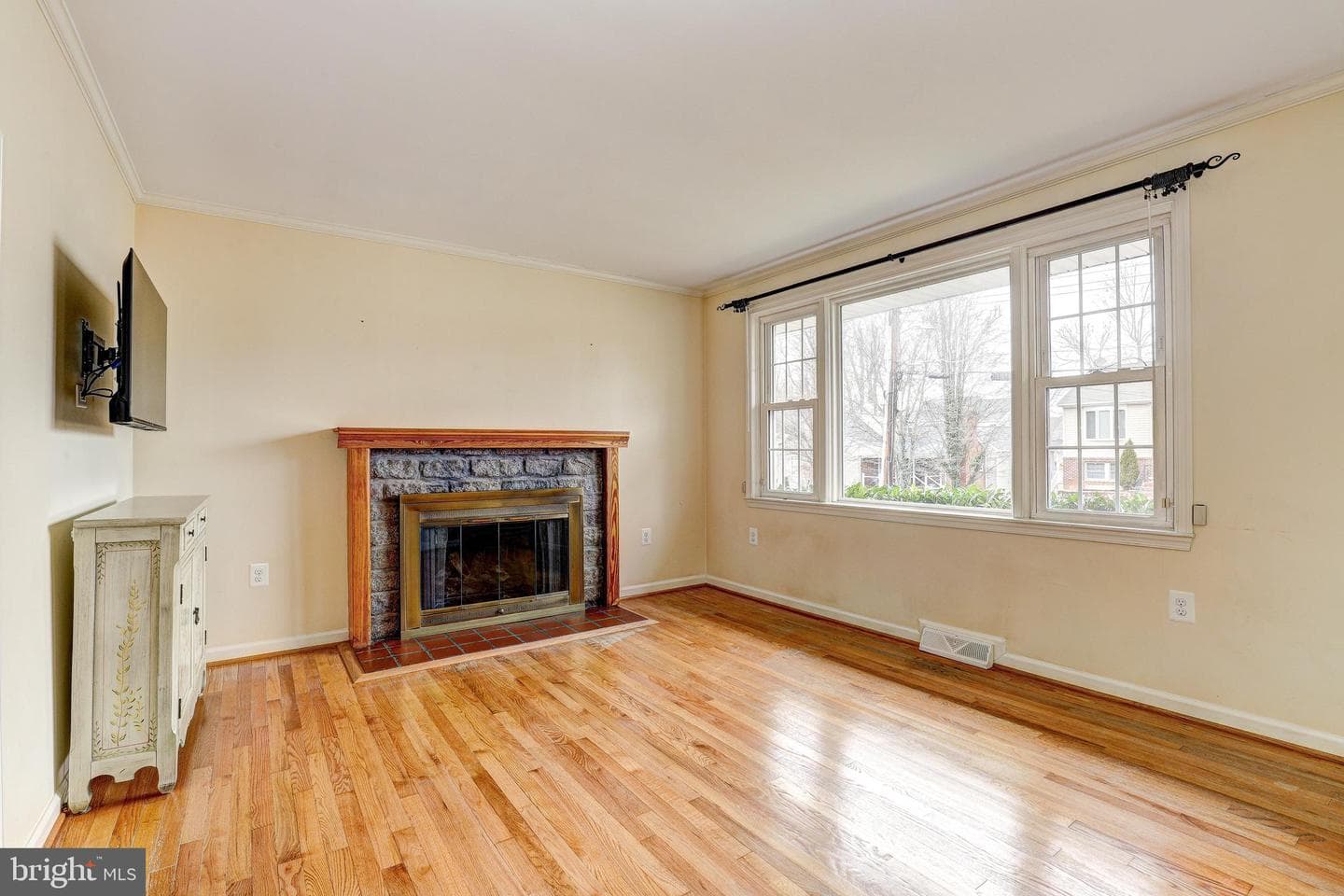105 Washington Street photo 9