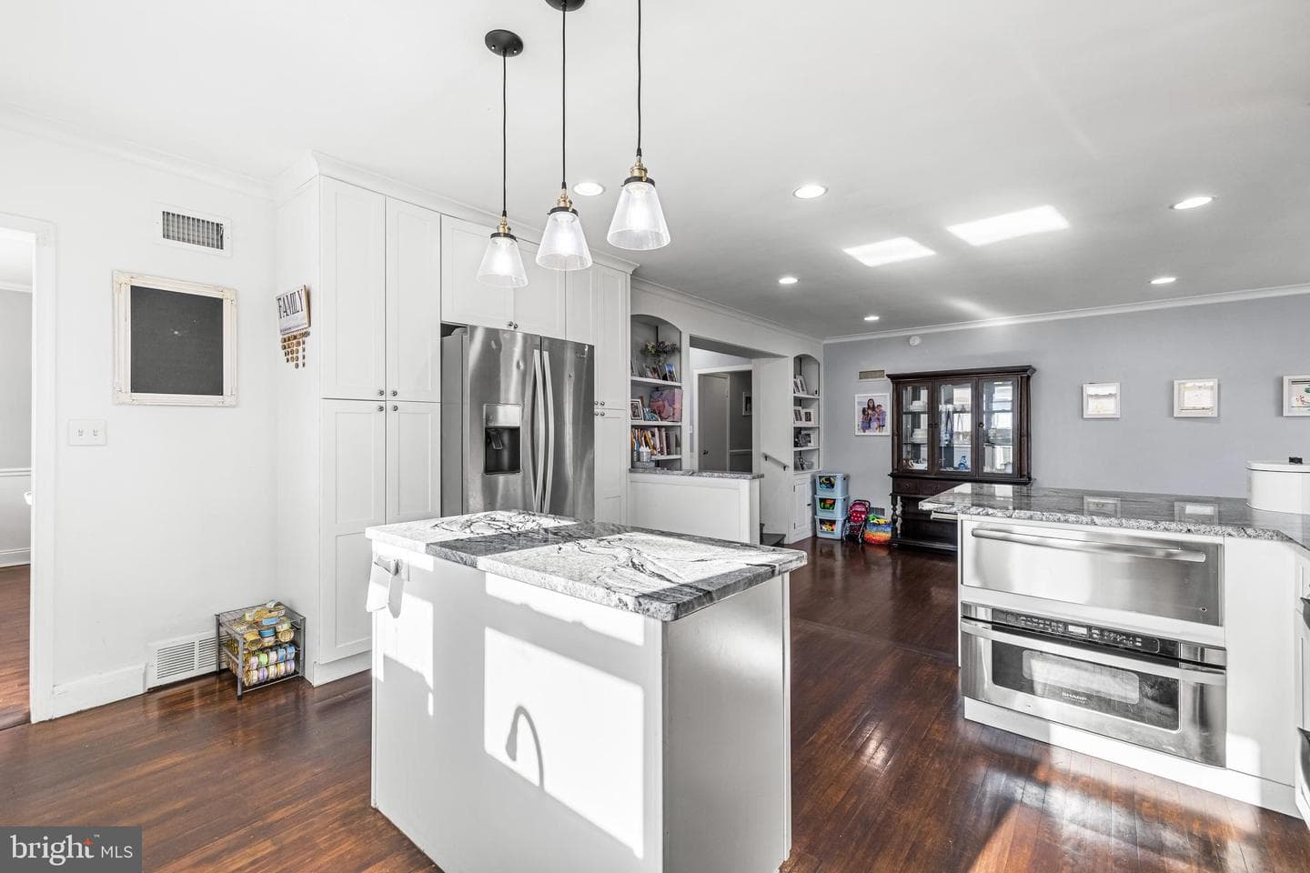 7705 Park Heights Avenue photo 12
