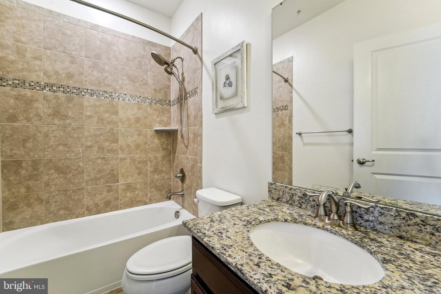 8219 Seaworthy photo 27