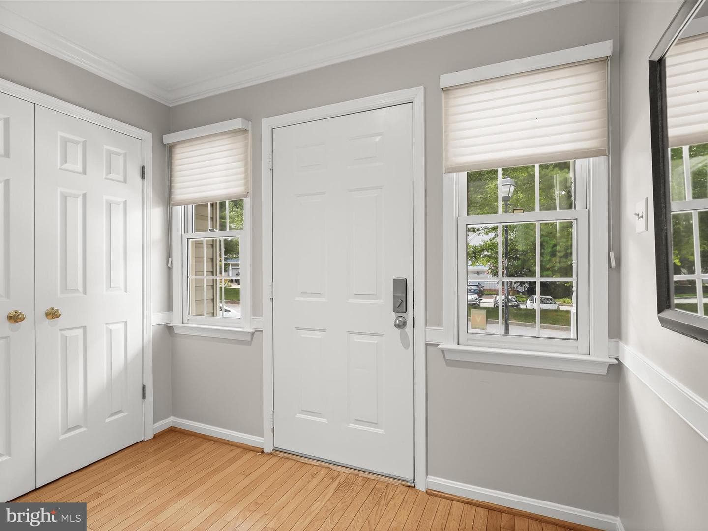 812 Charles James Circle photo 7
