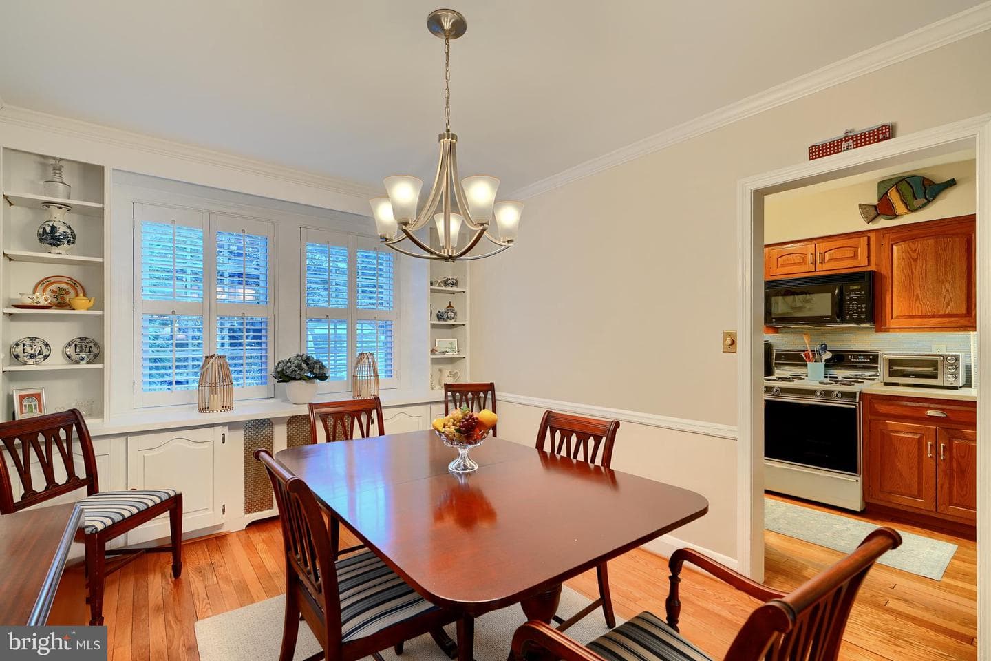 208 Ridge Avenue photo 8