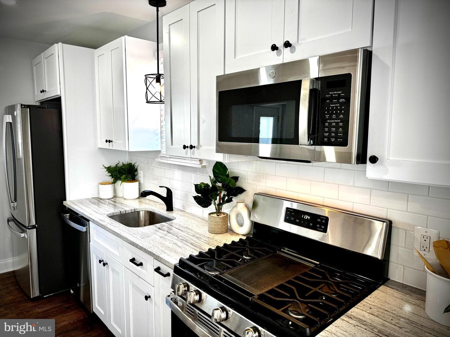 2 McTavish Avenue photo 5