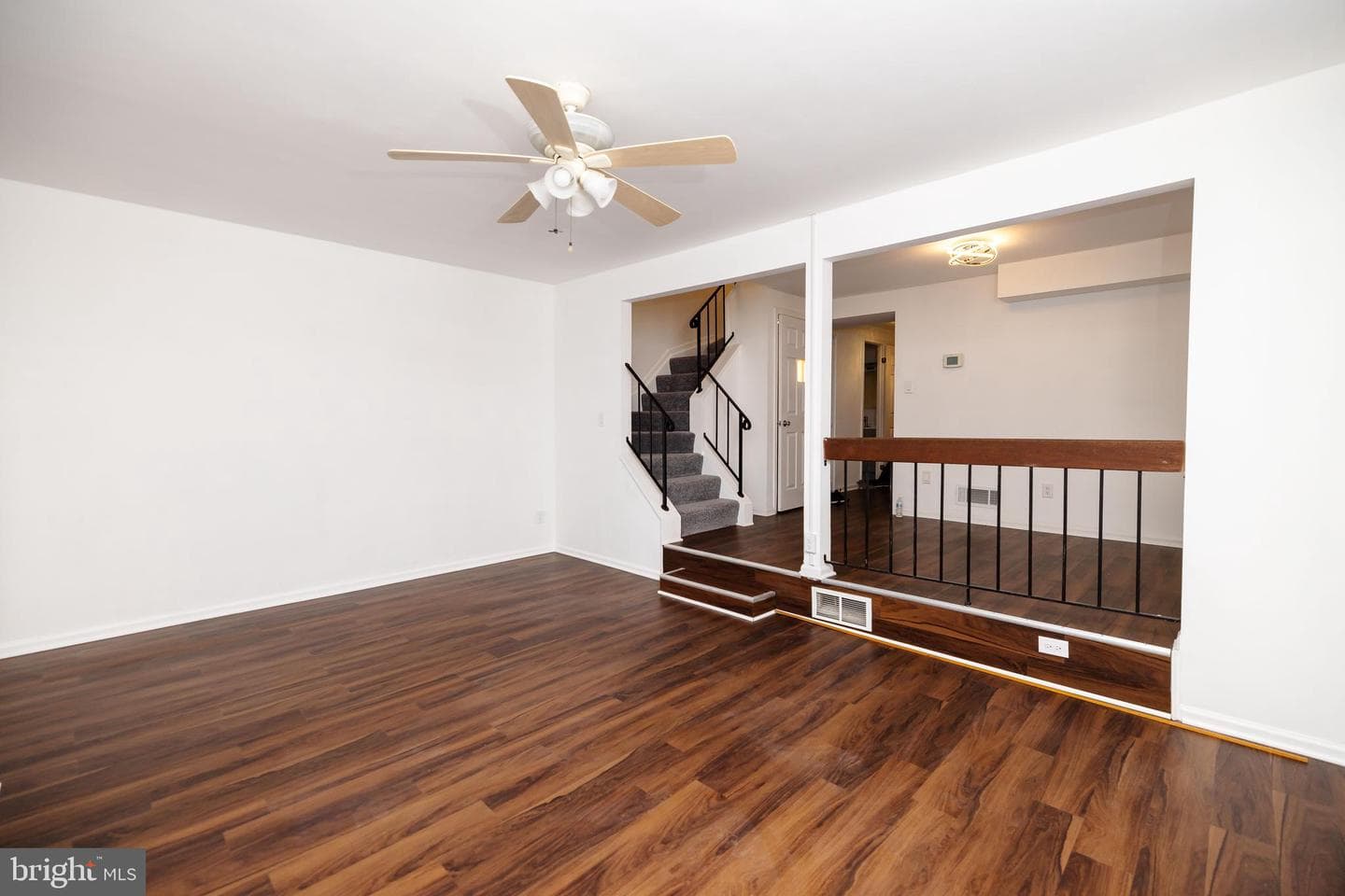 6 Bardia Court photo 7