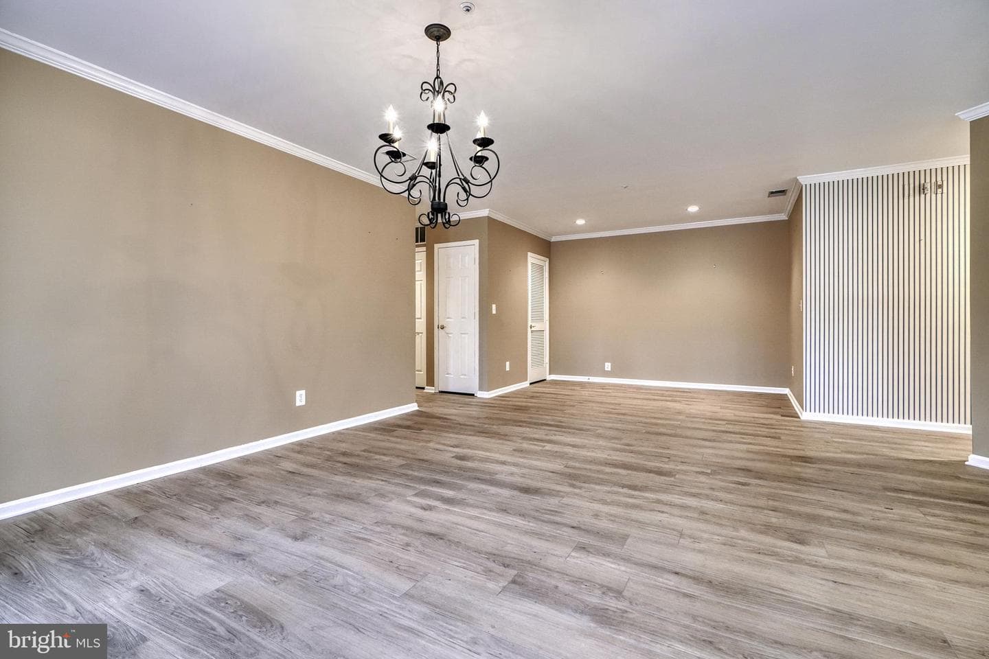 12105 Tullamore Court #303 photo 10