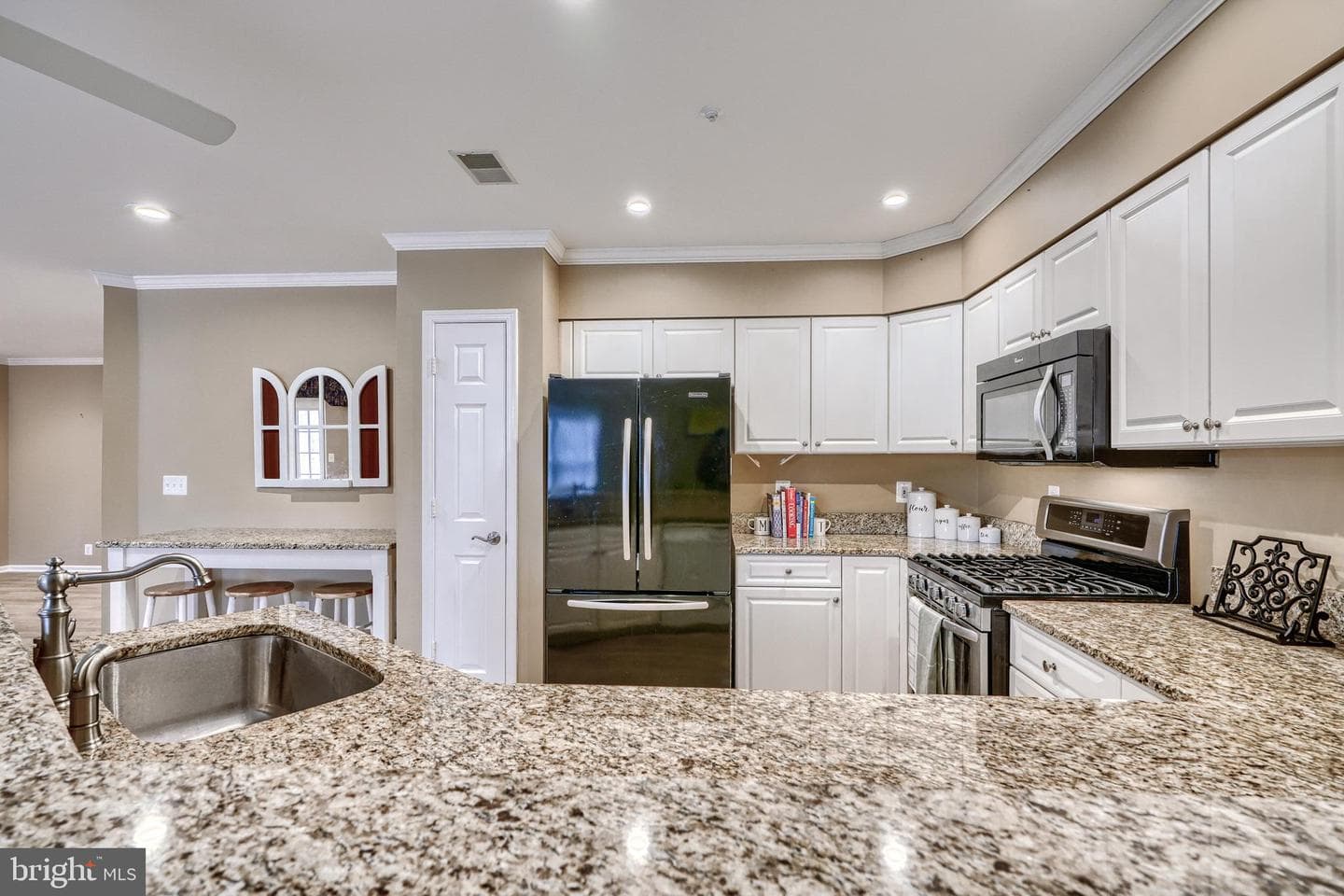 12105 Tullamore Court #303 photo 17
