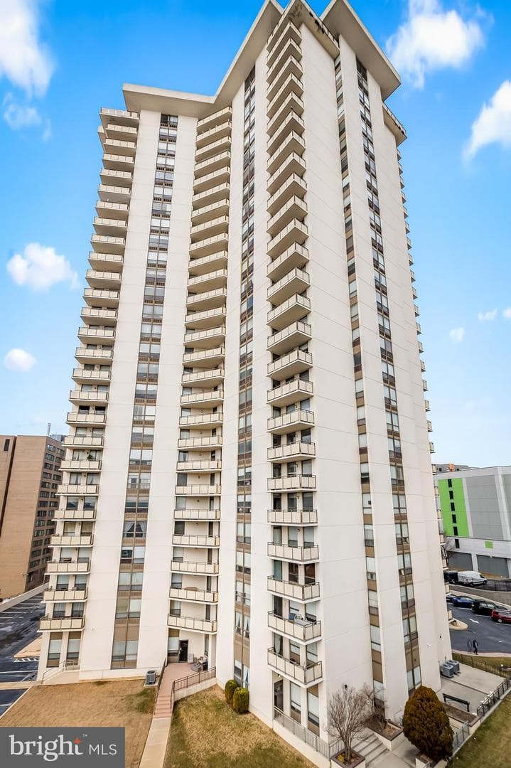 205 E Joppa Road #2604 photo 2