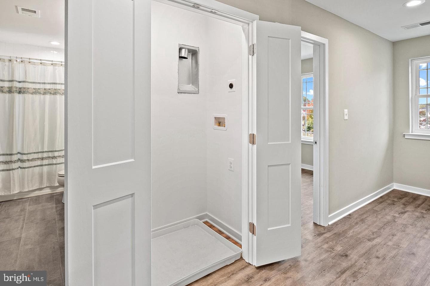 7303 Geise Avenue photo 64