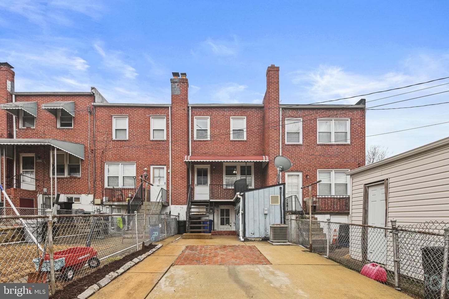 7002 Gough Street photo 33