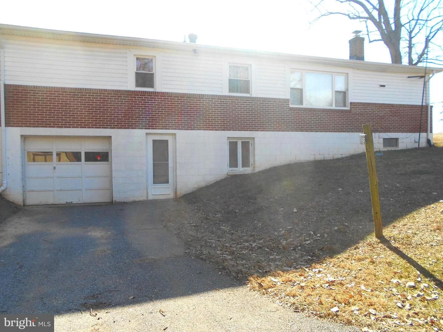 16746 Ridge Road photo 5