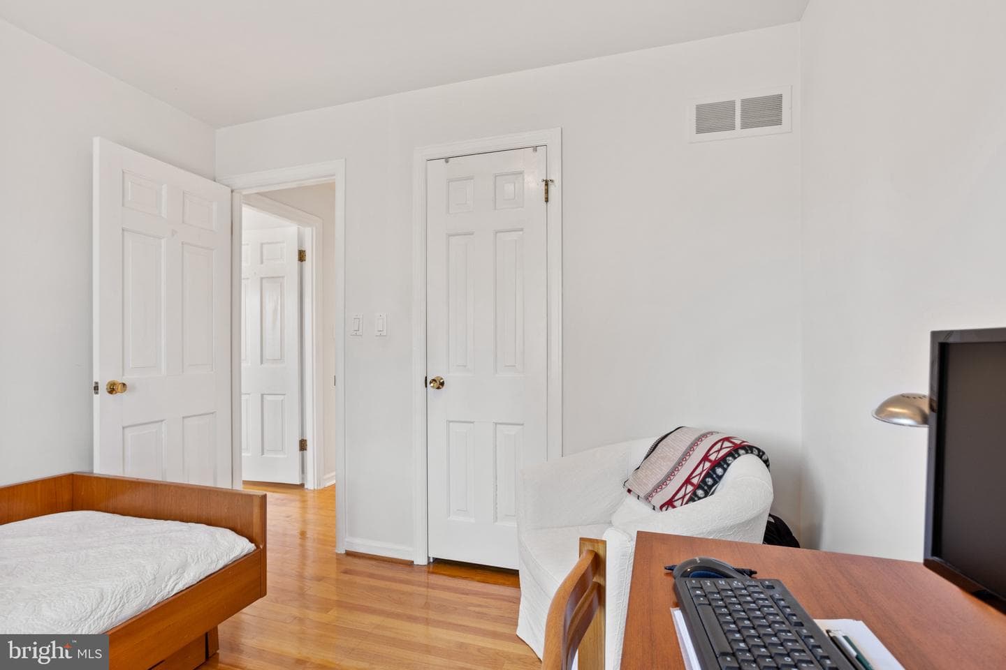 1312 Midmeadow Road photo 18