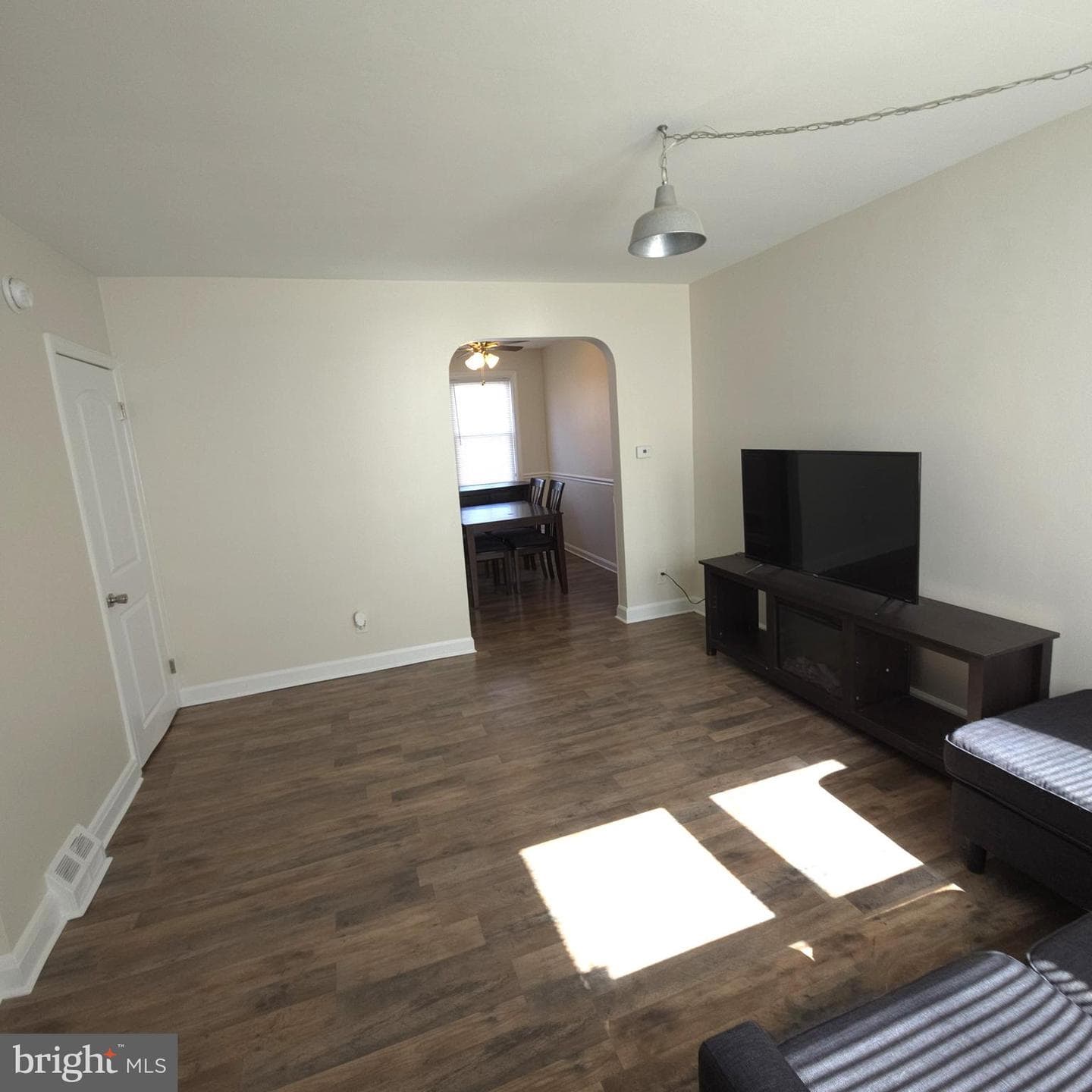 141 Hampshire Road photo 10