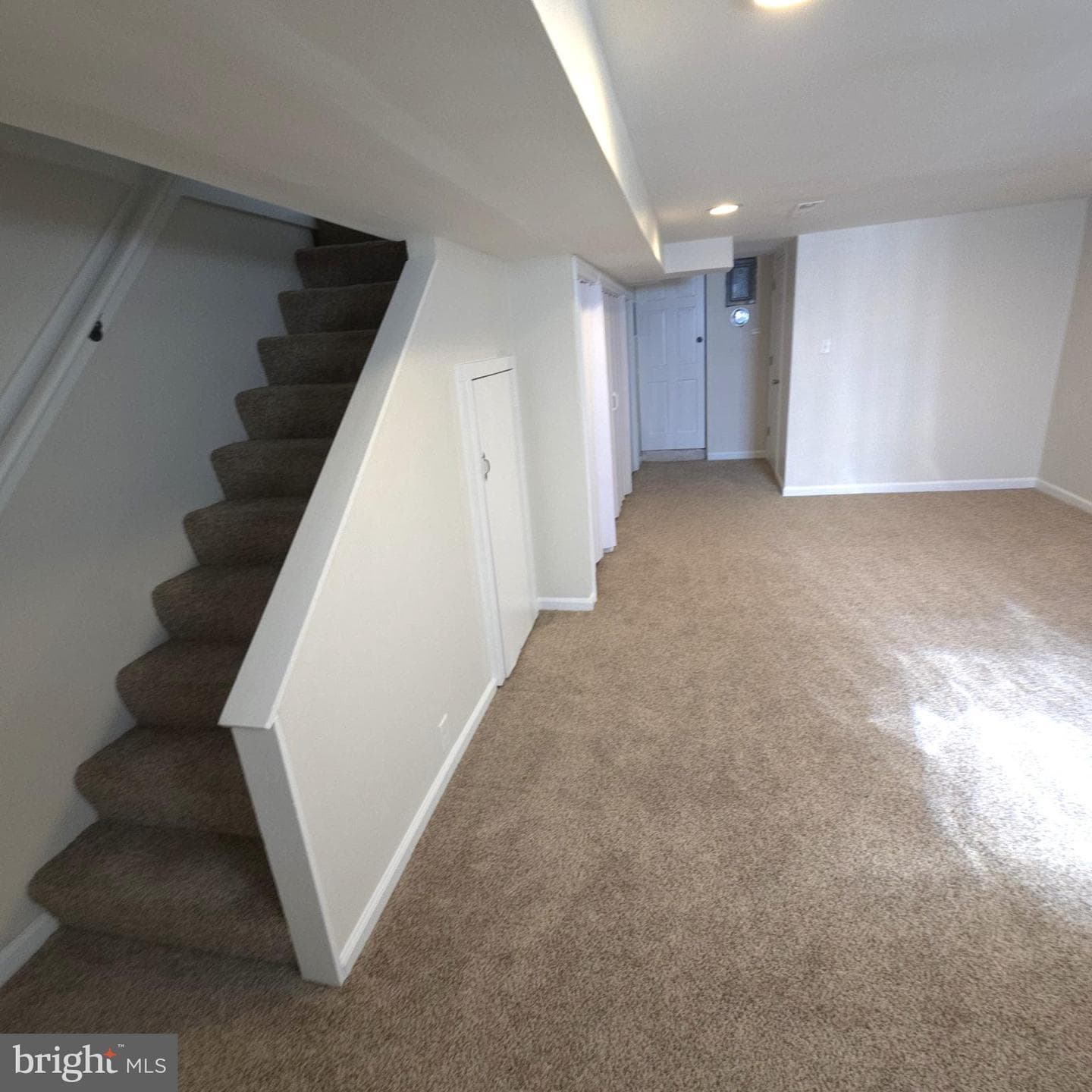 141 Hampshire Road photo 14