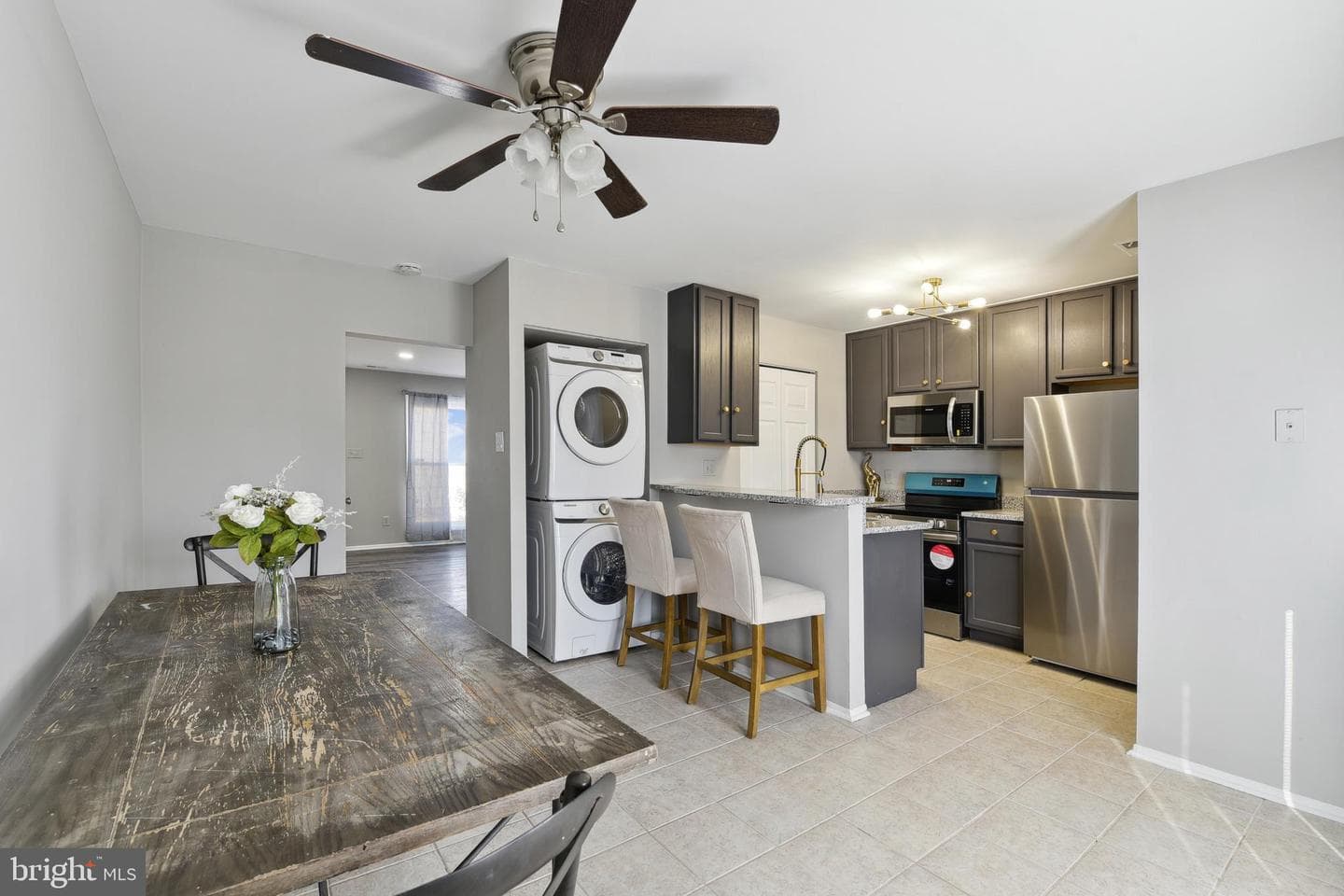 8837 Trimble Way photo 12