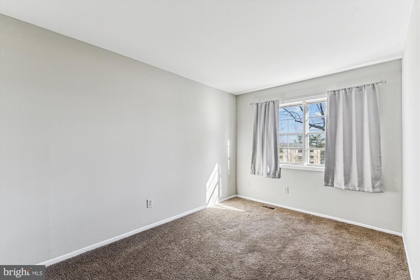 8837 Trimble Way photo 22