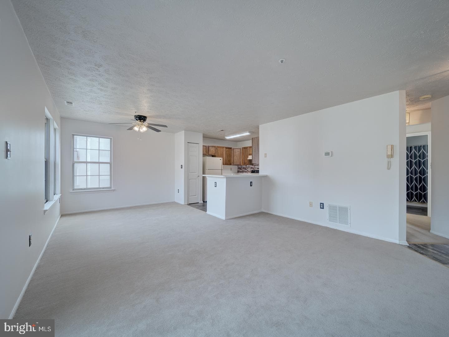 128 Jumpers Circle #202 photo 5